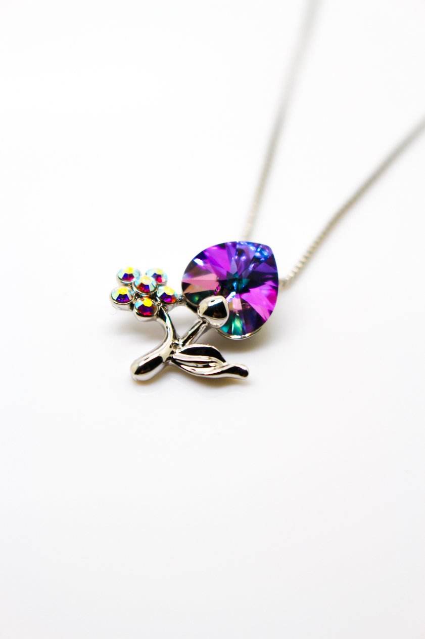 Heart Flower Pendant - Jungle Jewels