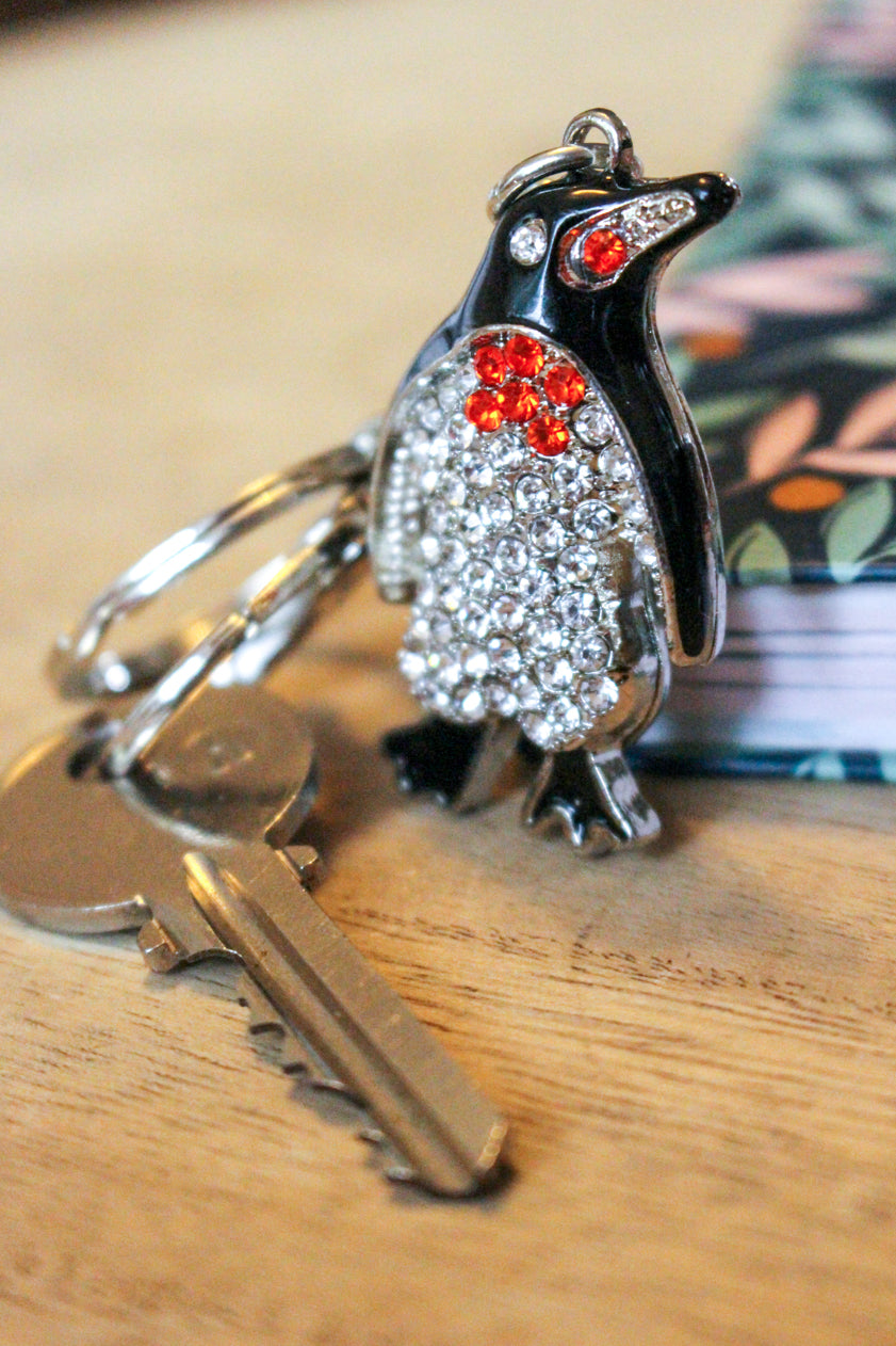 Penguin Keyring Black Feet