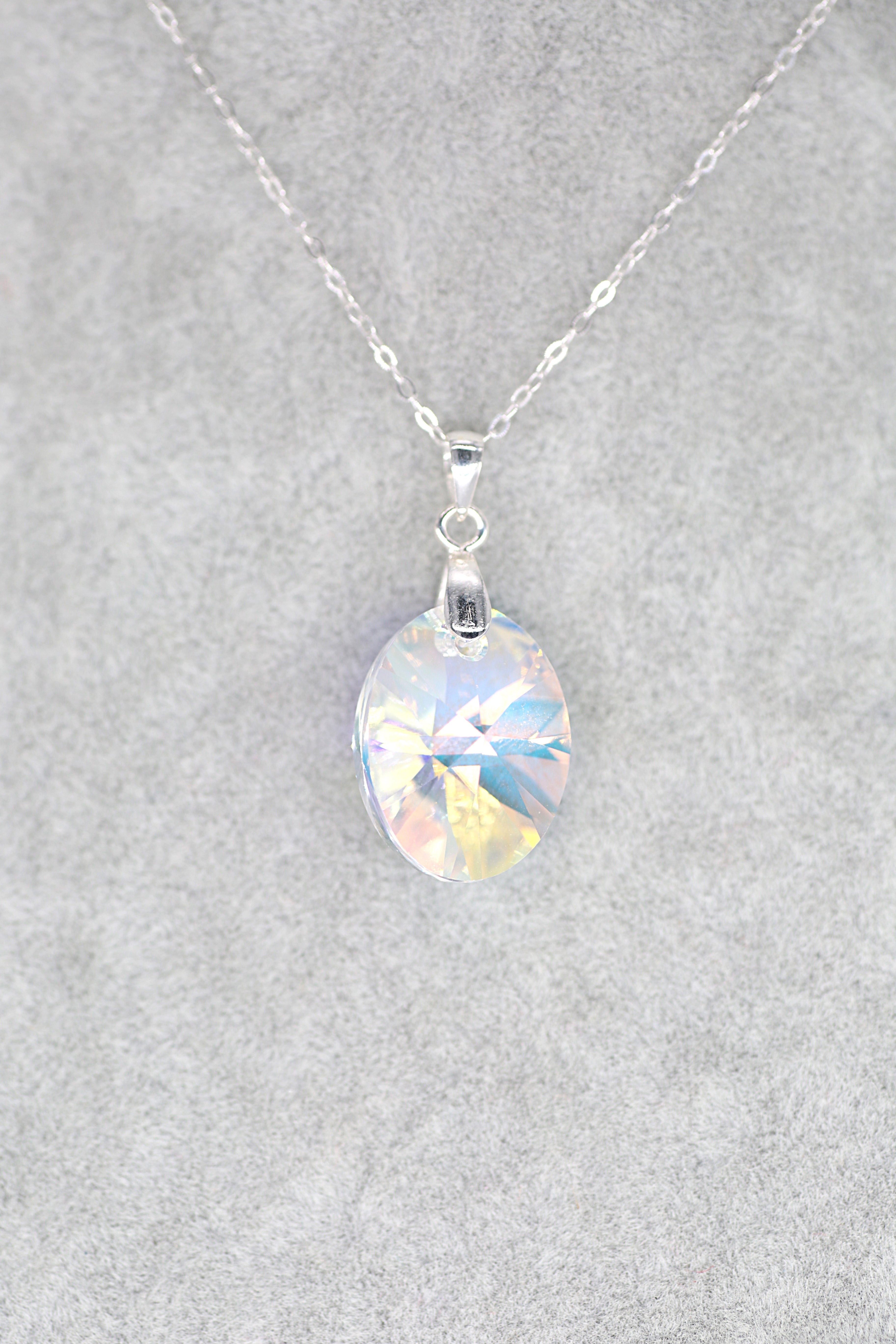 Oval Pendant - Mini